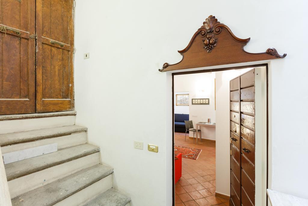 Navona, Old Rome Lodge Rum bild